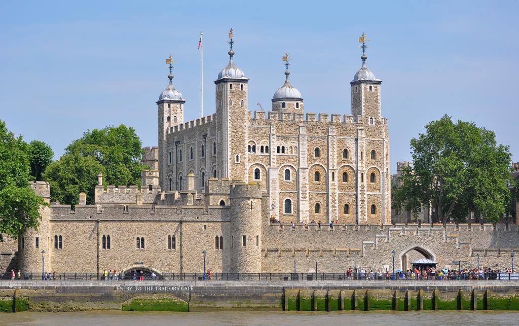 Canary Riverside Plaza Hotel London Eksteriør billede The Tower of London