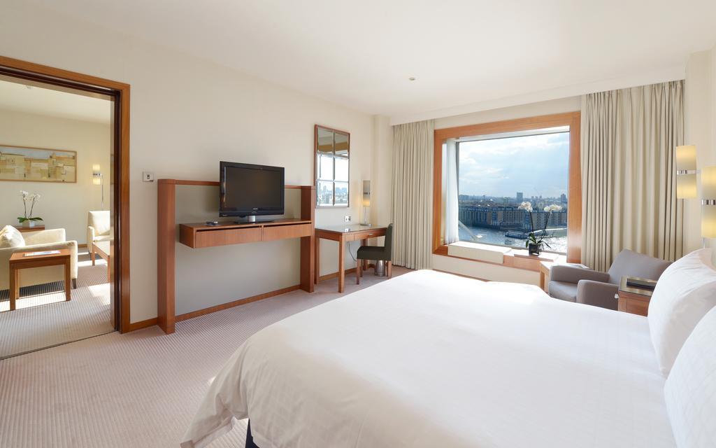 Canary Riverside Plaza Hotel London Eksteriør billede A room at the InterContinental London - The O2
