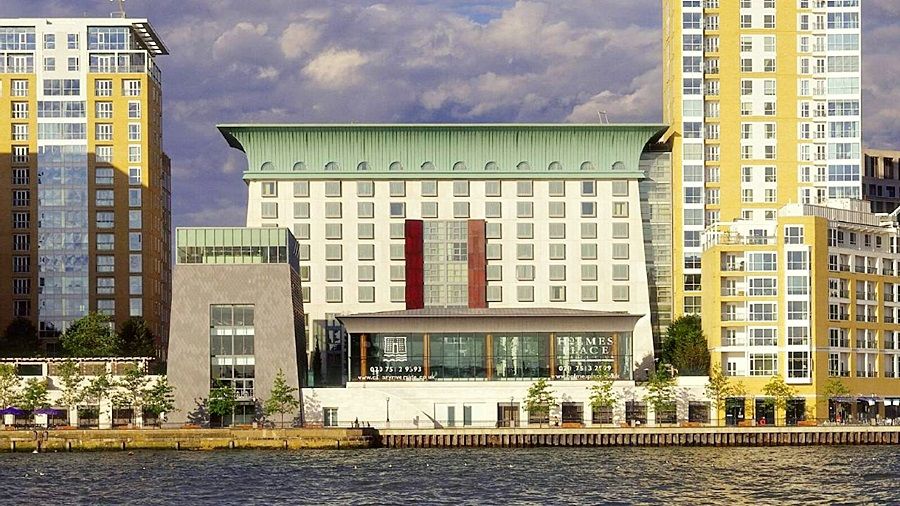 Canary Riverside Plaza Hotel London Eksteriør billede The Riverview Hotel